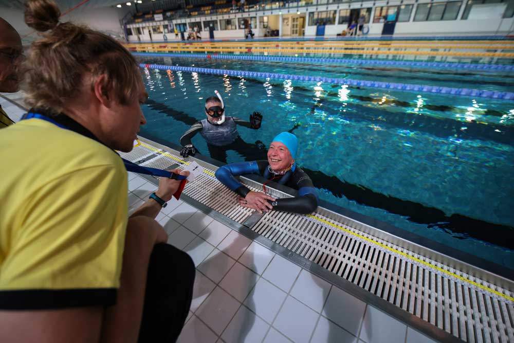 Heike Schwerdtner nach dem Streckentauchen - AIDA Deutschland e.v.